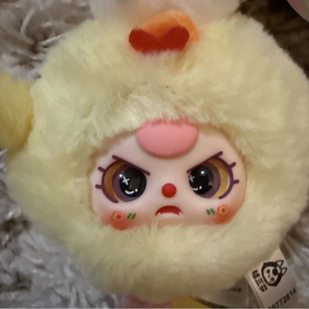 Baby three “chicken” phone lanyard! Beautiful special eyes! 👀